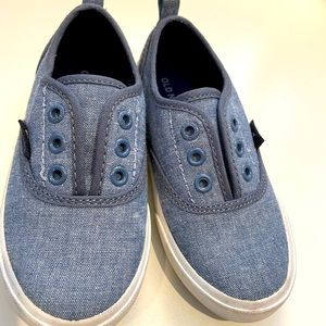 Old navy boys slip-on shoes